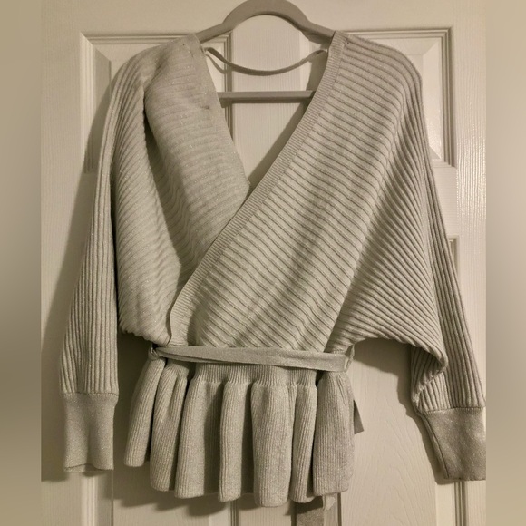 IMMODEL sweater - Picture 4 of 4